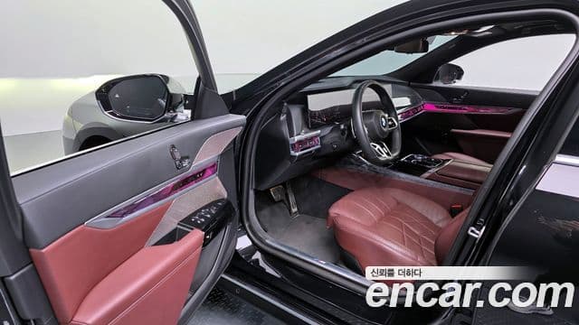 BMW 7시리즈 (G70) 740i sDrive M Sport, 2023 11
