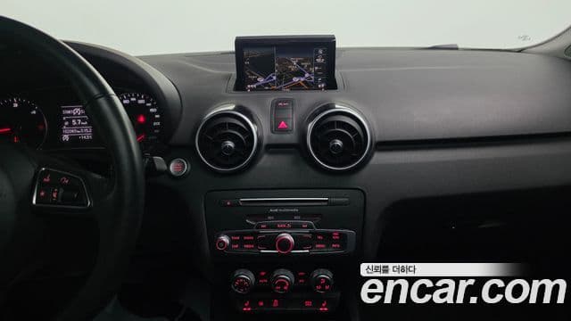 Audi A1 30 TDI Design Premium Sportback, 2015 14