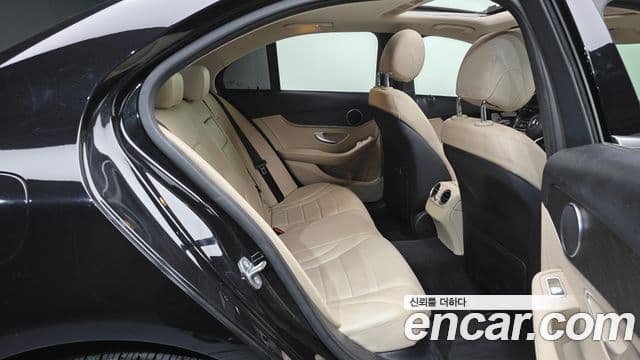 Mercedes-Benz C-класс W205 Avantgarde, 2019 13