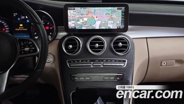 Mercedes-Benz C-класс W205 Avantgarde, 2019 14