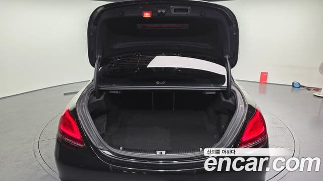 Mercedes-Benz C-класс W205 Avantgarde, 2019 20