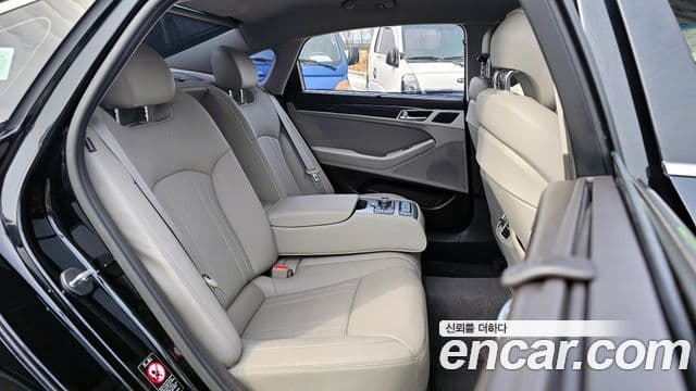 Hyundai Genesis DH G330 Premium AWD, 2015 12