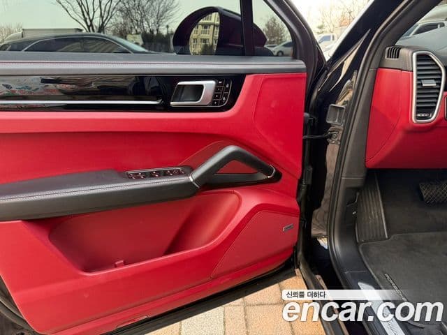 Porsche Cayenne (PO536) 3.0 купе, 2021 15