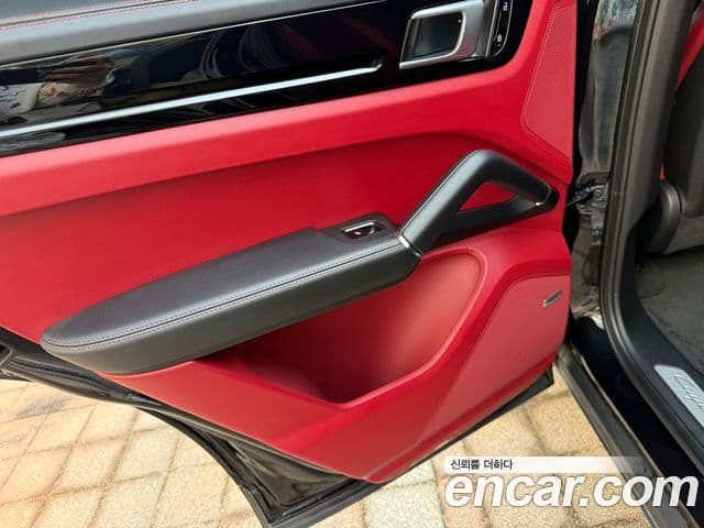 Porsche Cayenne (PO536) 3.0 купе, 2021 16