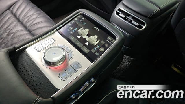 Genesis G90 (RS4) бензин 3.5 турбо AWD, 2023 18