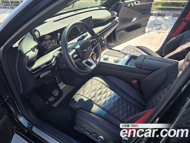 Genesis G80 (RG3) бензин 2.5 турбо AWD, 2025 12
