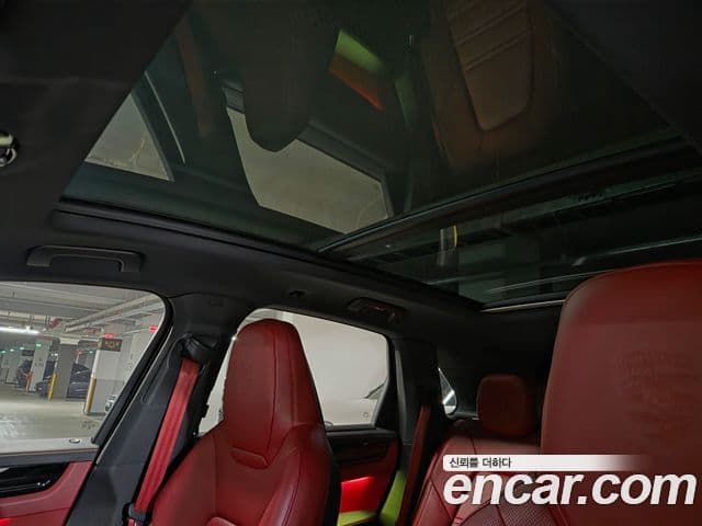 Porsche Cayenne (PO536), 2019 11