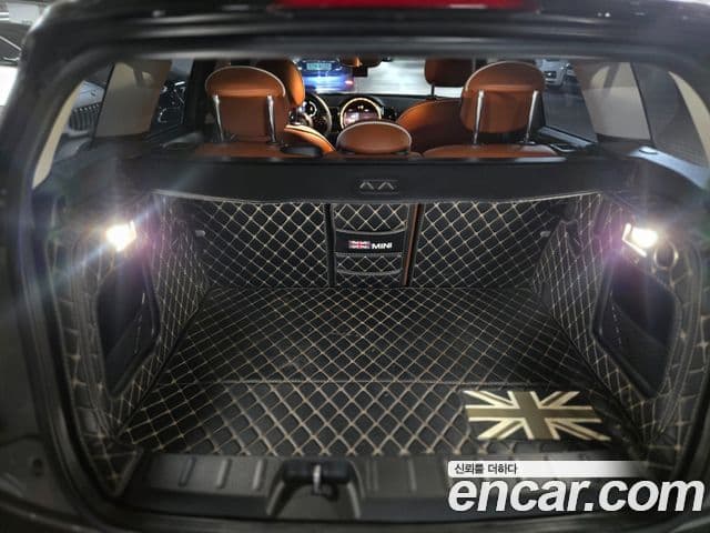 Mini Cooper S 클럽맨 2세대, 2022 19