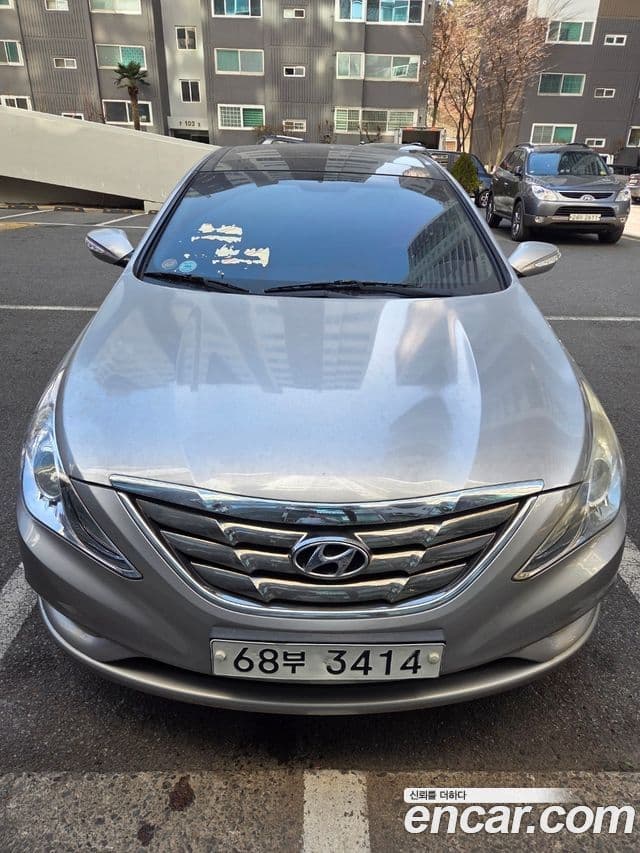 Hyundai YF Sonata LPI Premier(для людей с инвалидностью), 2010 18