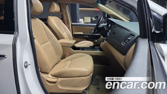 Kia All New Carnival Prestige, 2018 11
