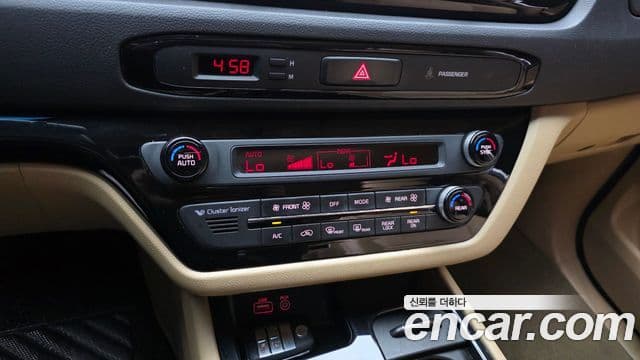 Kia All New Carnival Prestige, 2018 15