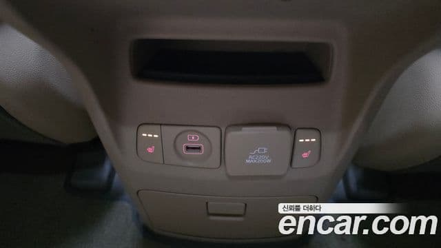 Kia All New Carnival Prestige, 2018 18