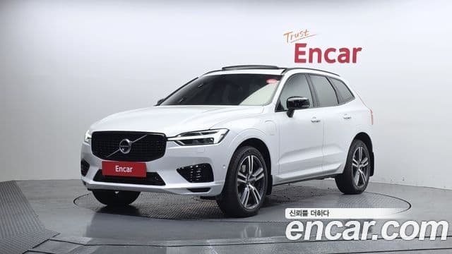 Volvo XC60 2세대 T8 R-Design, 2021 1