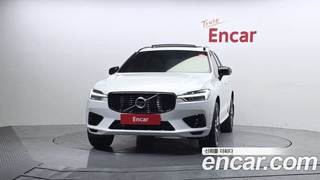 Volvo XC60 2세대 T8 R-Design, 2021 3