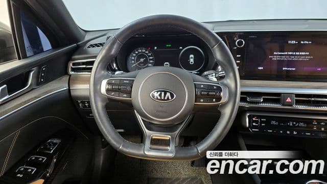 Kia K5 3세대 Signature, 2021 13