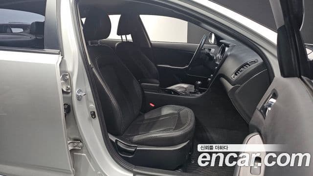 Kia K5 Luxury, 2011 10