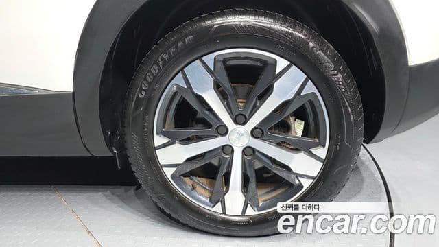 Peugeot 3008 2세대 1.5 BlueHDi GT, 2021 все фото