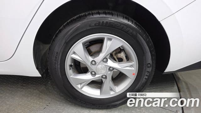 Hyundai Avante (CN7) Modern, 2021 все фото