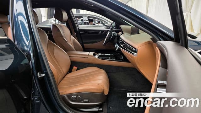 Genesis G80 (RG3) бензин 2.5 турбо 2WD, 2021 11