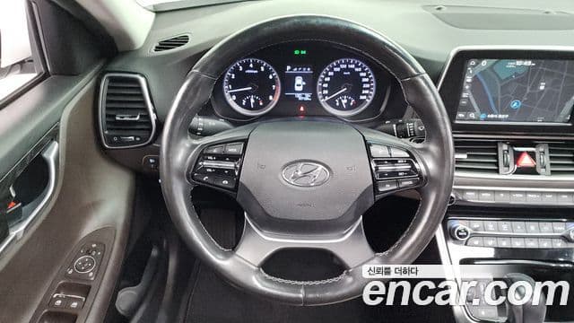 Hyundai Grandeur IG 3.0 LPi Modern (арендный автомобиль), 2018 13