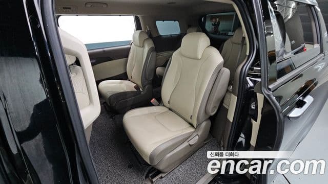 Kia Carnival 4세대 Signature, 2021 12