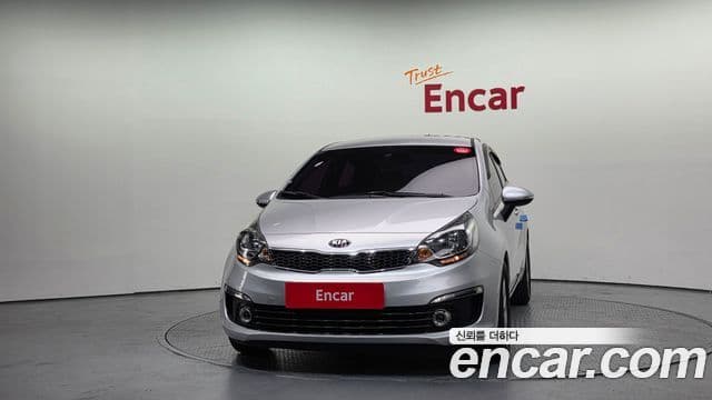 Kia The / новый New Pride Luxury, 2015 3