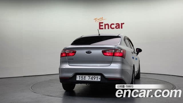 Kia The / новый New Pride Luxury, 2015 4