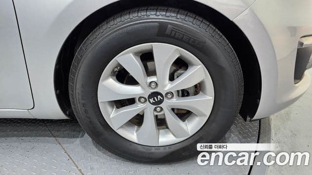 Kia The / новый New Pride Luxury, 2015 все фото