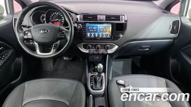 Kia The / новый New Pride Luxury, 2015 7