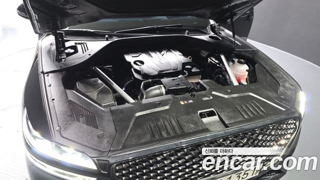 Genesis GV70, 2021 6