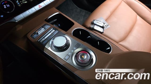 Genesis GV70, 2021 9