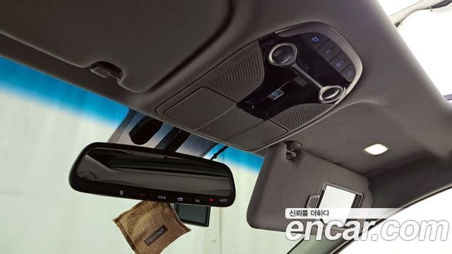 Hyundai Grandeur IG 3.0 LPi Modern (арендный автомобиль), 2018 18