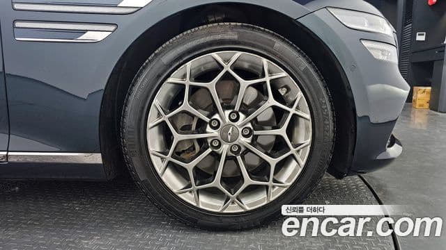 Genesis G80 (RG3) бензин 2.5 турбо AWD, 2021 все фото