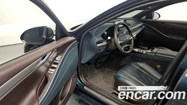 Genesis G80 (RG3) бензин 2.5 турбо AWD, 2021 11