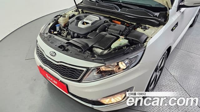 Kia K5 гибрид Prestige, 2013 6