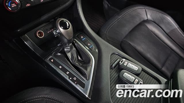 Kia K5 гибрид Prestige, 2013 9