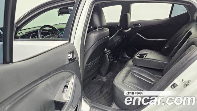 Kia K5 гибрид Prestige, 2013 11