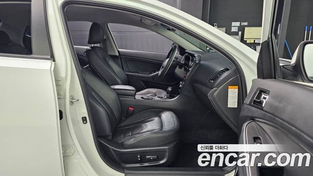 Kia K5 гибрид Prestige, 2013 12