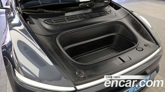 Tesla модель Y, 2025 6