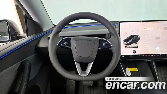 Tesla модель Y, 2025 13