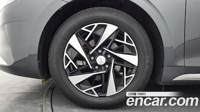 Hyundai The / новый New Grandeur IG гибрид Le Blanc, 2023 все фото