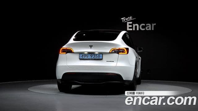 Tesla модель Y Long Range AWD, 2022 4
