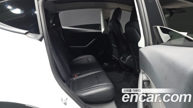 Tesla модель Y Long Range AWD, 2022 12