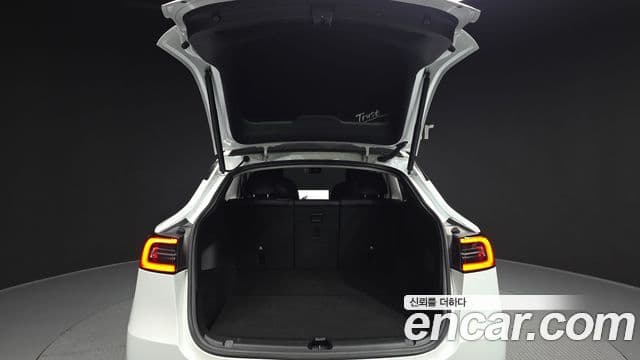 Tesla модель Y Long Range AWD, 2022 20