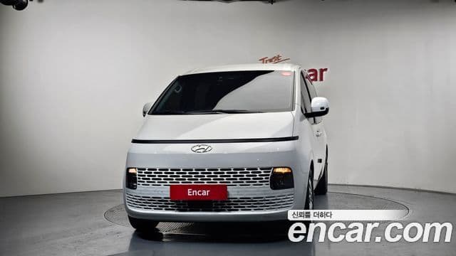 Hyundai Staria Modern, 2022 3