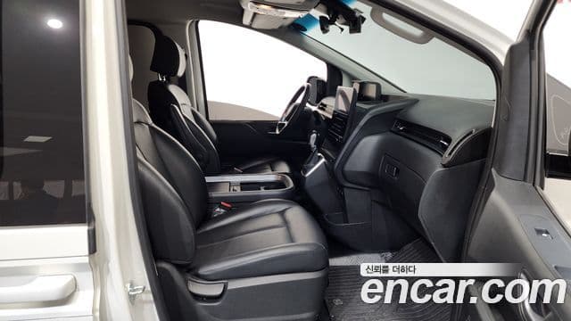 Hyundai Staria Modern, 2022 11