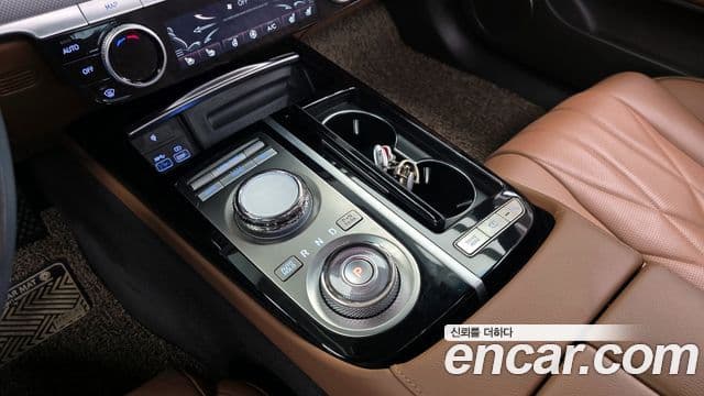 Genesis G80 (RG3) бензин 2.5 турбо 2WD, 2024 9