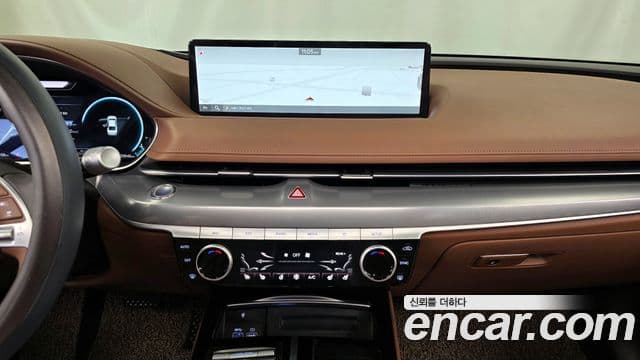 Genesis G80 (RG3) бензин 2.5 турбо 2WD, 2024 14