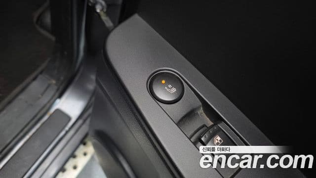 KG모빌리티(SsangYong) Korando Sport Fashion, 2015 17