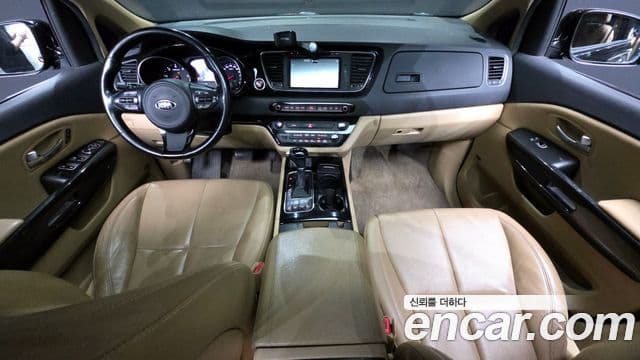 Kia All New Carnival Noblesse, 2015 7